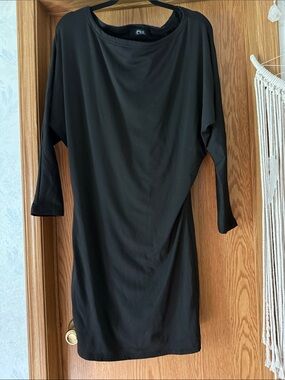 CBR Black Boatneck 3/4 Sleeve Shift Dress